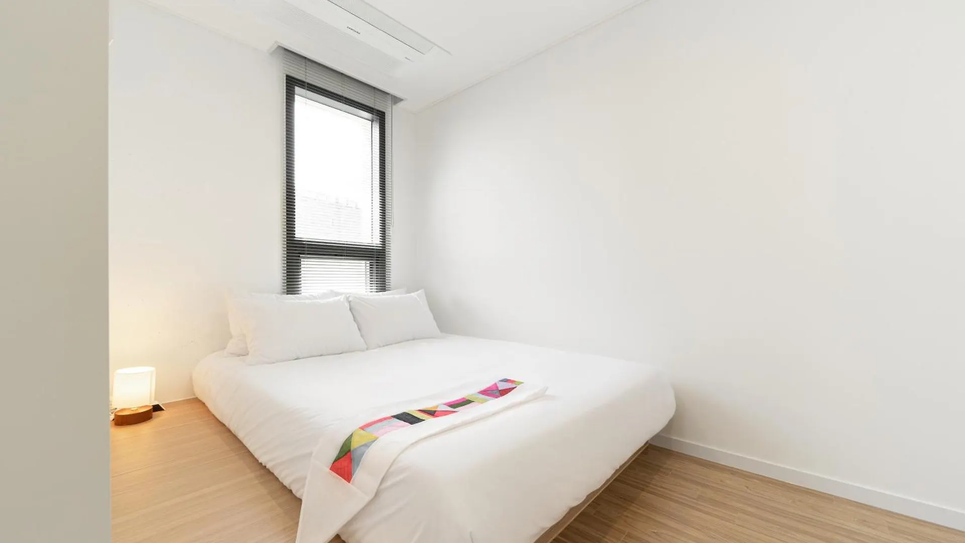 Urbanstay Boutique Ikseon Seoul Apartment